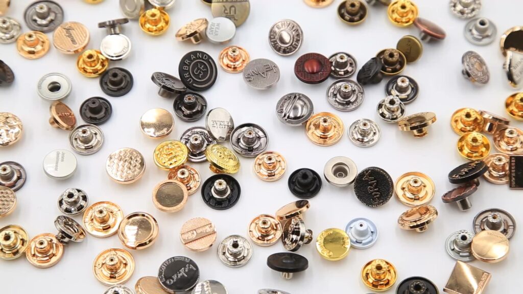 Profesyonel Endüstriyel Düğme Boyama Neden Önemlidir?